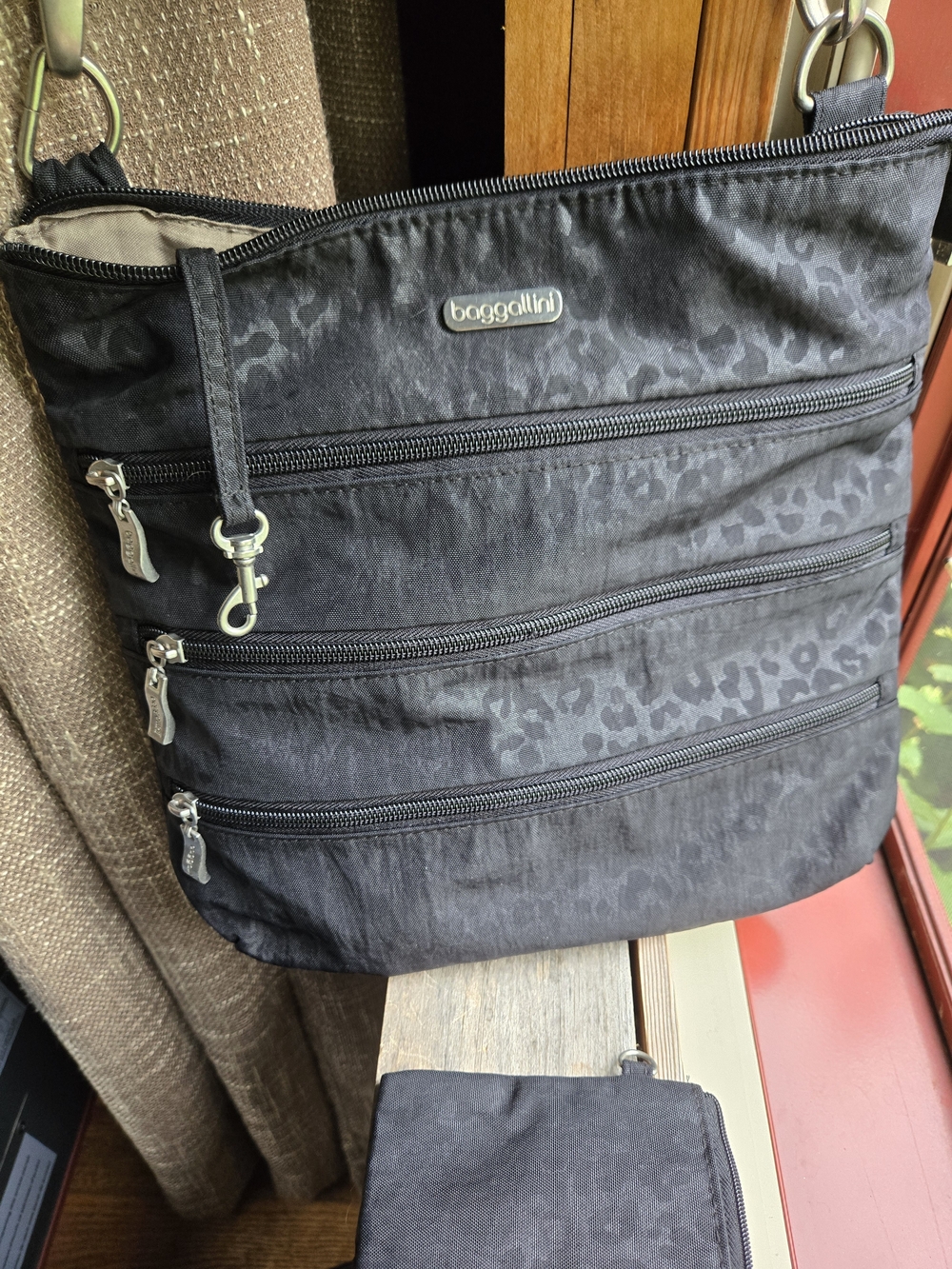 Baggallini "Big Zipp" Crossbody